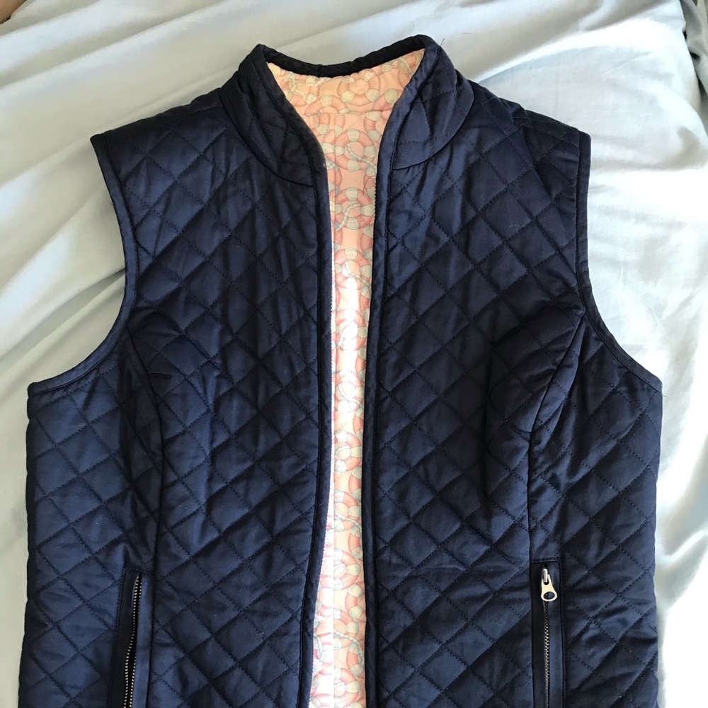 Vineyard Vines quilted vest